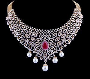 Traditional Diamond Jewellery 018